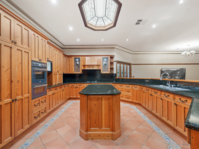 10-Foxwood-Close-Sil_b0b4-b0df-e6ea-b234-6ebe-6dff-55e9-75a9_20230519033927_800x600